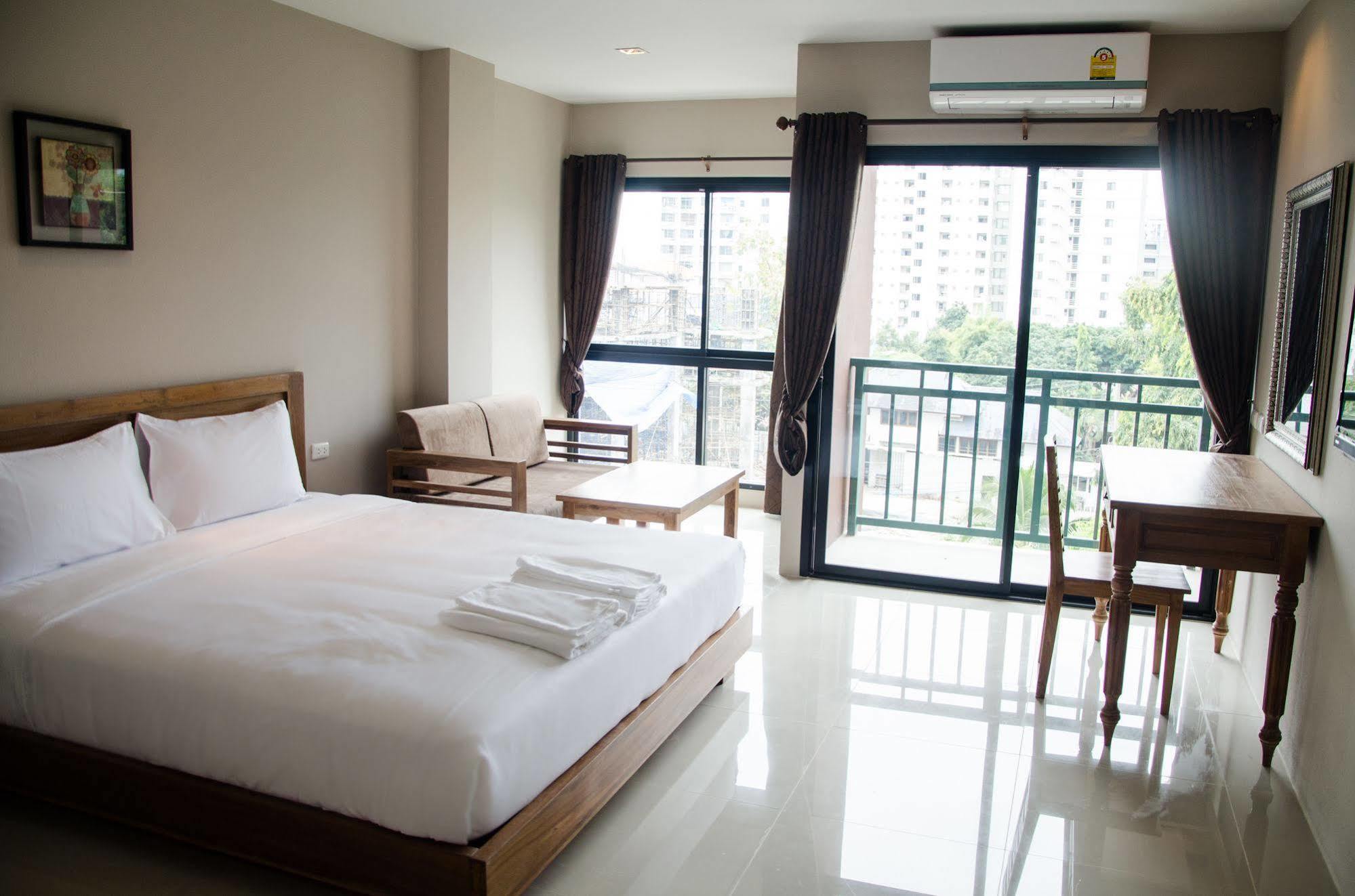The Sun Terrace Otel Chiang Mai Dış mekan fotoğraf